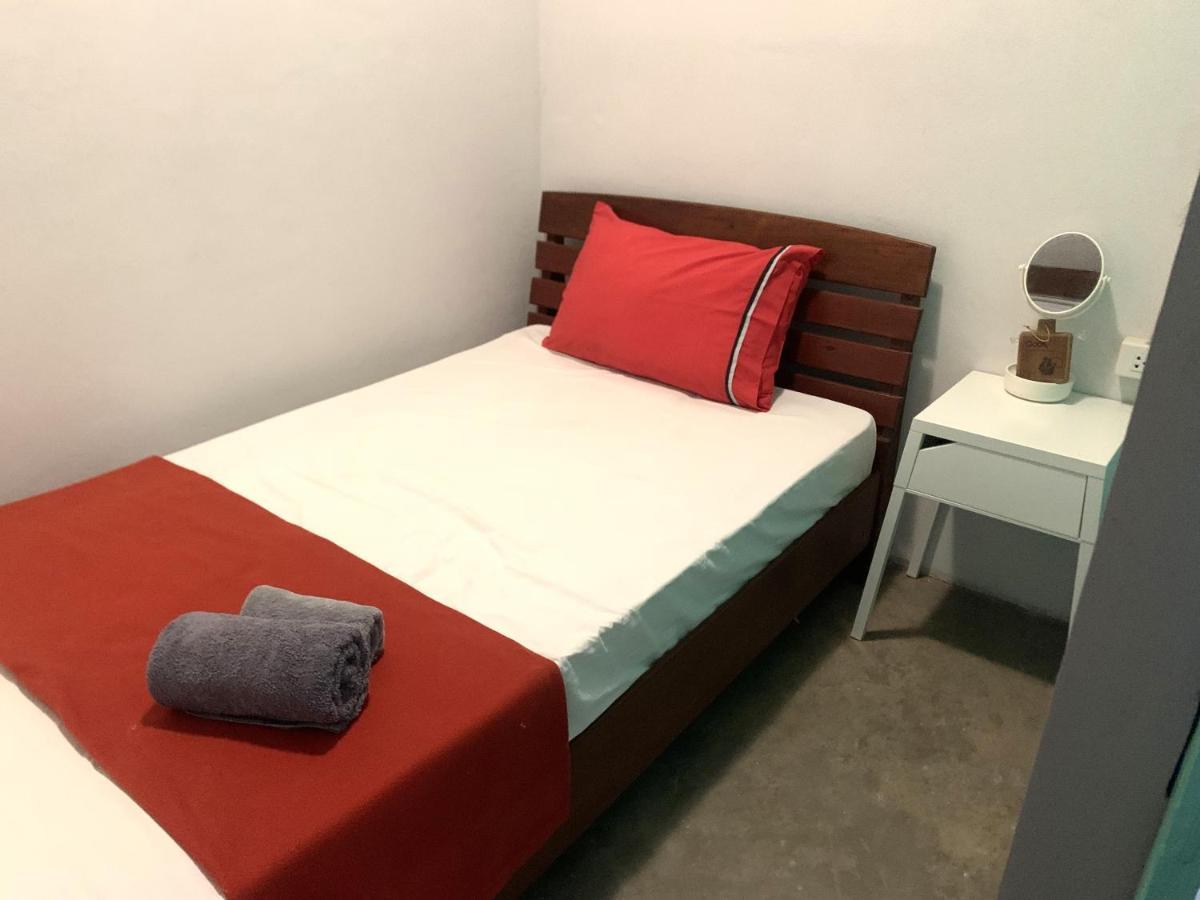 Sleep Sheep Phuket Hostel Sha Esterno foto