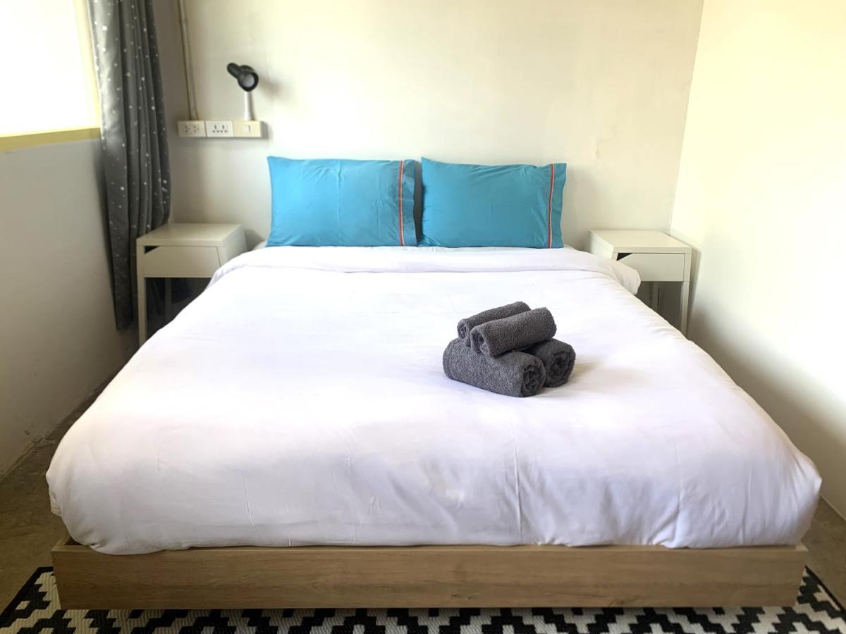 Sleep Sheep Phuket Hostel Sha Esterno foto